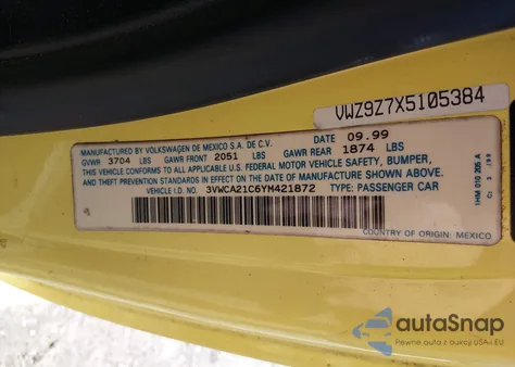 2000 Volkswagen New Beetle Gls z USA, uszkodzony, nr VIN 3VWCA21C6YM421872